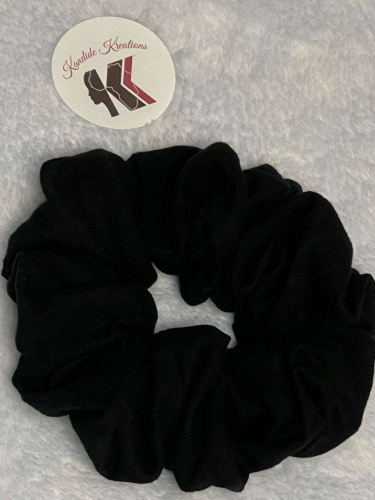 Scrunchie — Black V
